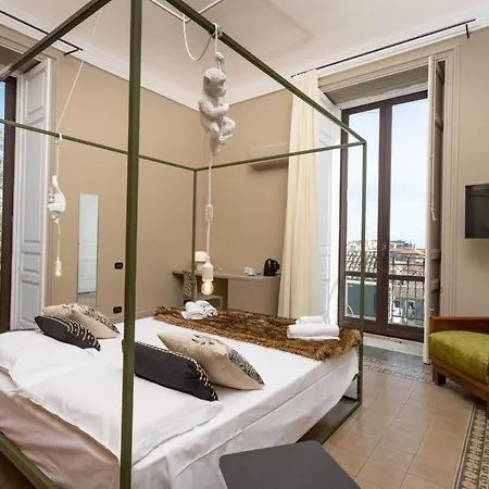 Bed & Breakfast 81 And Breakfast *