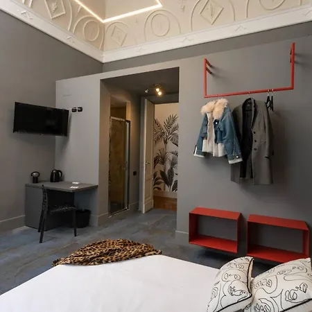 Bed & Breakfast 81 And Breakfast